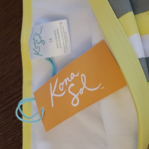 Kona Sol Triangle Bikini Set - Yellow, White and Green Size 1X (16W-18W) - Picture 7 of 9